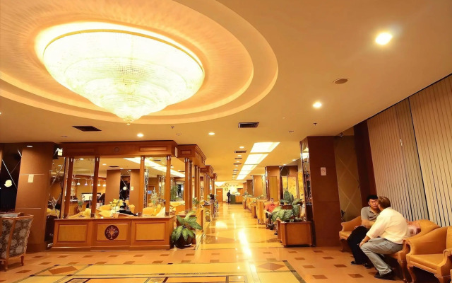 Grand Tower Inn Rama VI Hotel