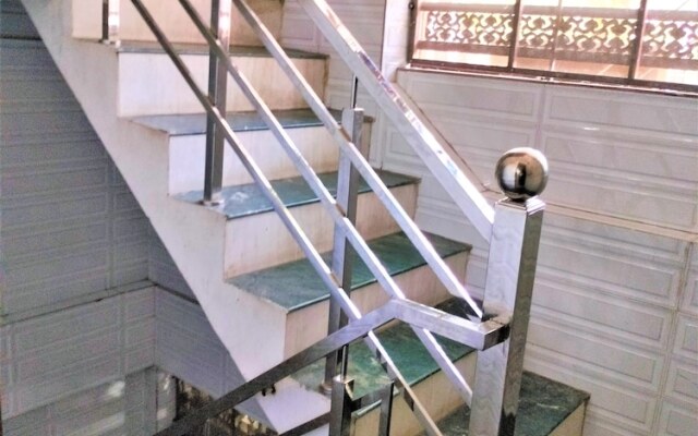 Shamim Residency Near Nizamuddin Dargah