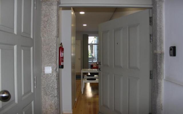 Practical and Comfortable Apartment with Garden