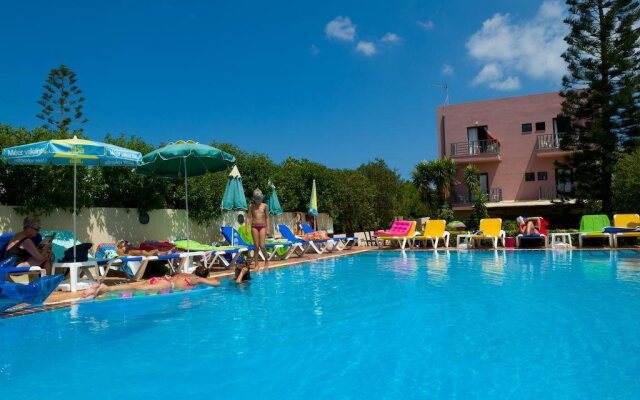 Eleni Apartments