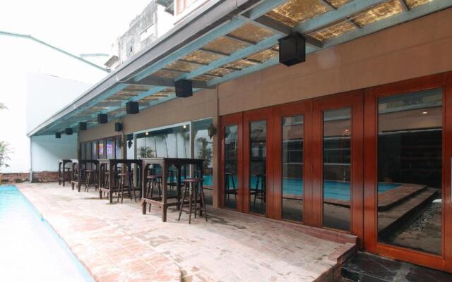 Arzo Hotel Manila