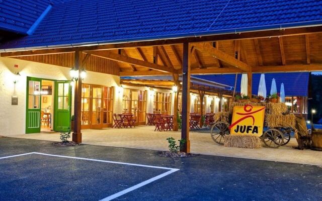 JUFA Hotel Tieschen - Bio Landerlebnis