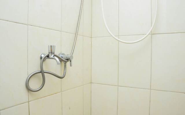 Cozy Living Studio at Springlake Summarecon Bekasi Apartment