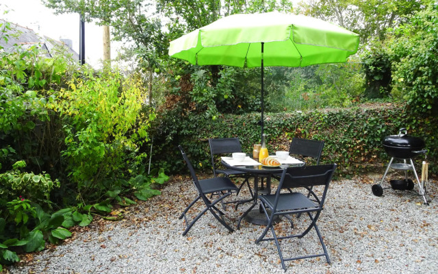 Cottage in Saint-gildas Near Gulf of Morbihan