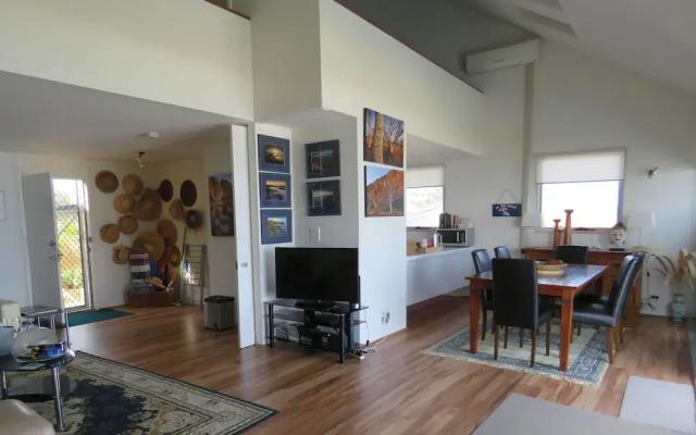 Beach Front The Wedge - Adults Only