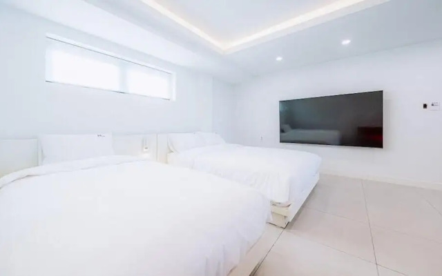 M Stay Pool Villa