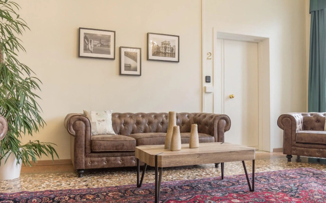 Grand Canal Suites