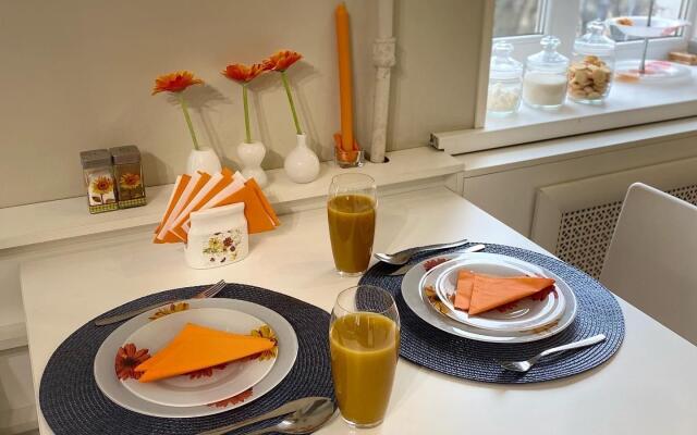 Апартаменты на площади Ленина 4