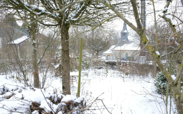 Holiday Home in Bitvre Near Town Center