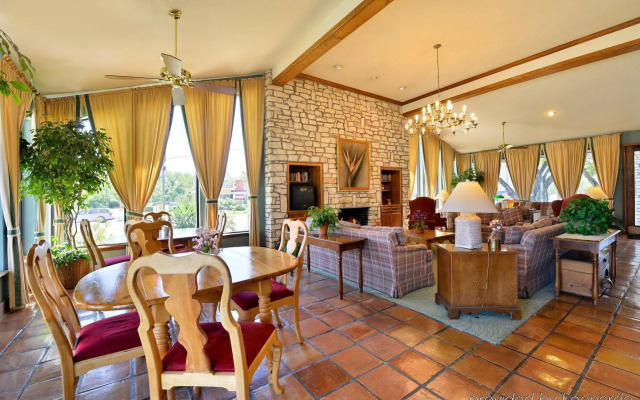 Americas Best Value Inn Columbus, TX