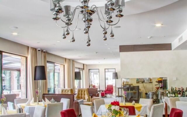 Hotel MIR
