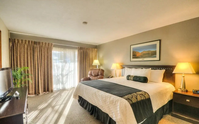 Fairmont Hot Springs Resort