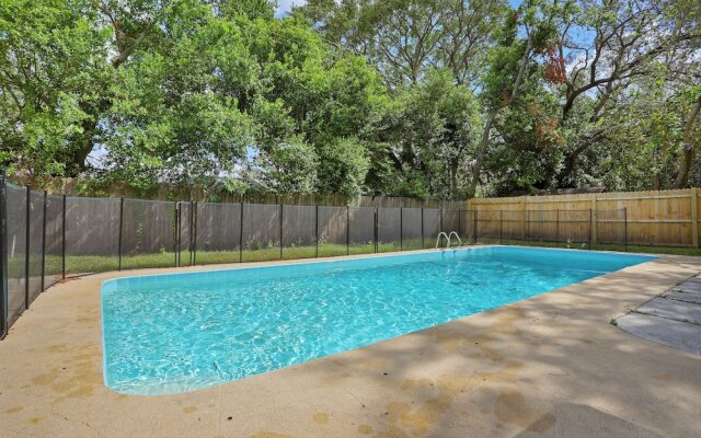 3 BR Pool Home in Tampa by Tom Well IG - 11115