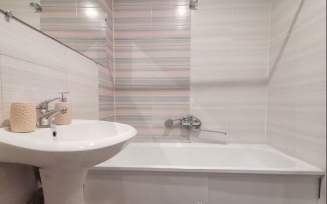 Анна Рум на 3-м Восточном проезде, д. 7