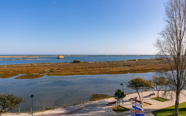 Two Bedroom Apartment in Fuseta by Ideal Homes