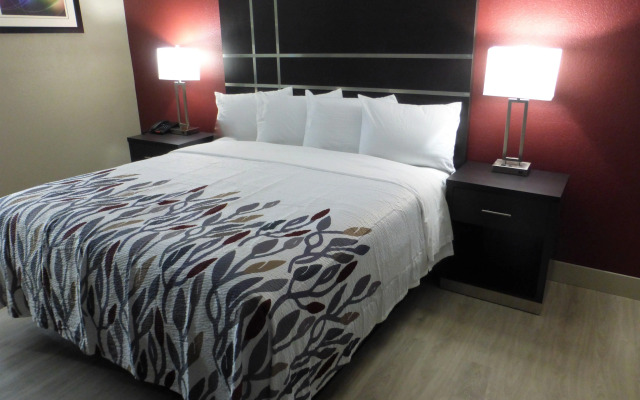 Red Roof Inn Redding