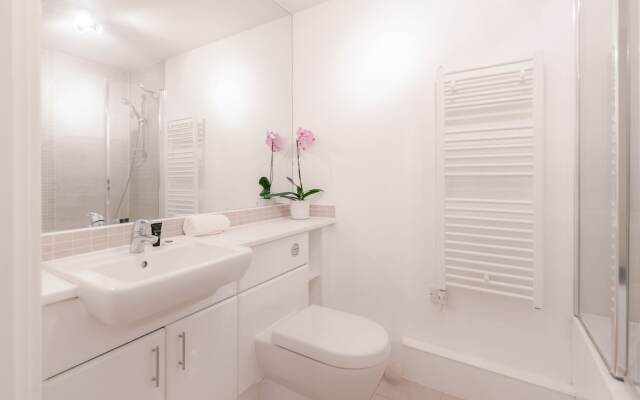Roomspace Apartments -The Hurley