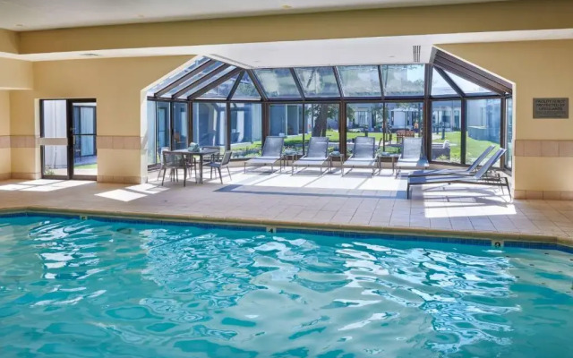 Courtyard by Marriott Chicago Highland Park/Northbrook