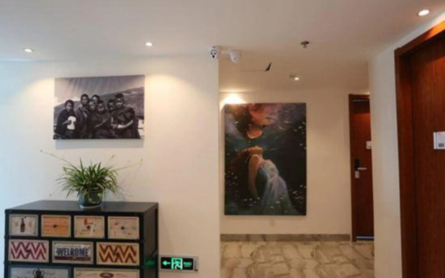 Yiyue Qiushe Hotel