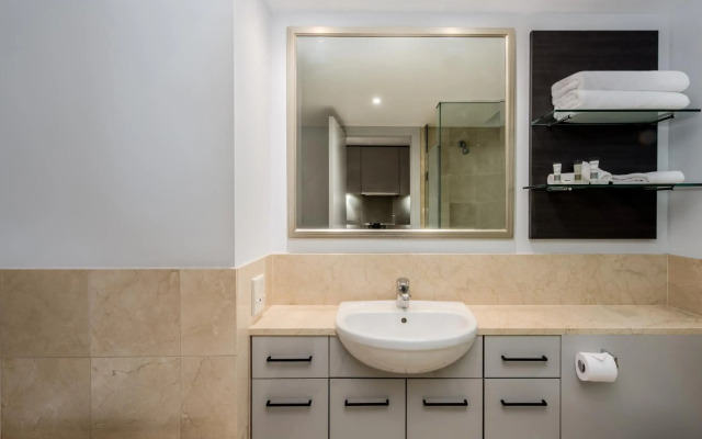 Avani Auckland Metropolis Residences