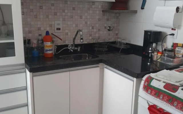 Apartamento aconchegante com estacionamento na 25 de março