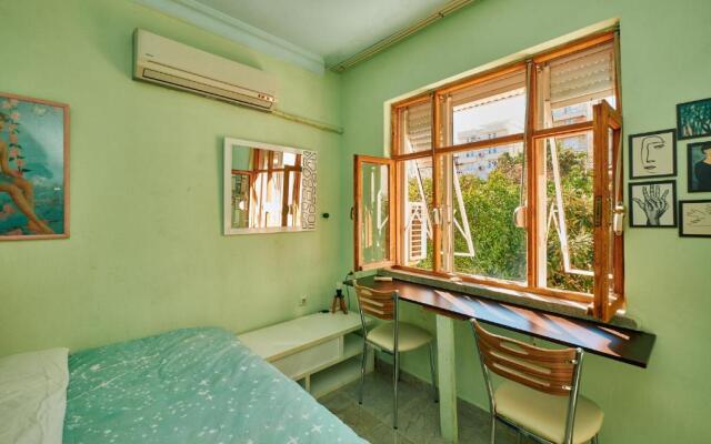 hostel vague
