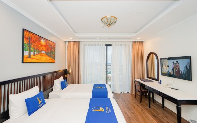 D'Lioro Hotel & Resort