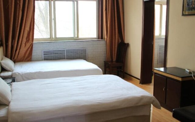 Qicaidanxia International Youth Hostel