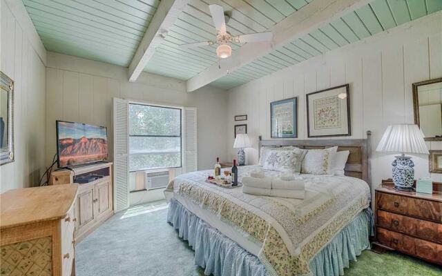 Lego House - Three Bedroom Cabin