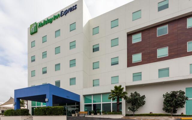 Holiday Inn Express Guadalajara Iteso, an IHG Hotel