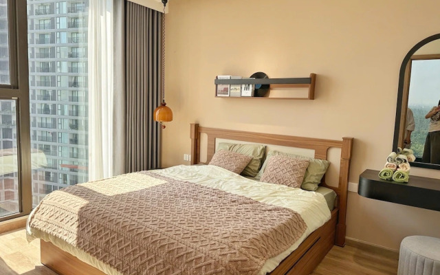 Sakura Homestay - Landmark Ecopark