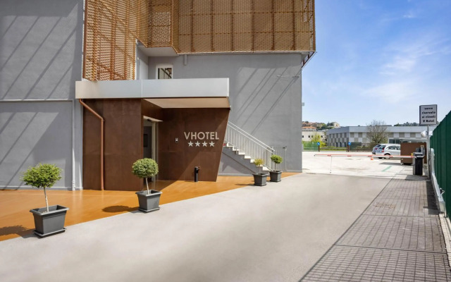 V Hotel