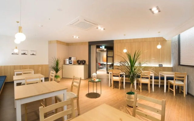 Brown Dot Hotel Jinju Chungmugong