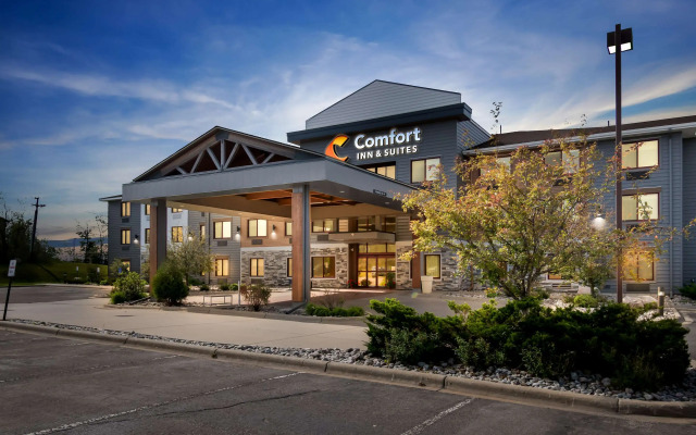 Comfort Inn & Suites Mountain Iron and Virginia