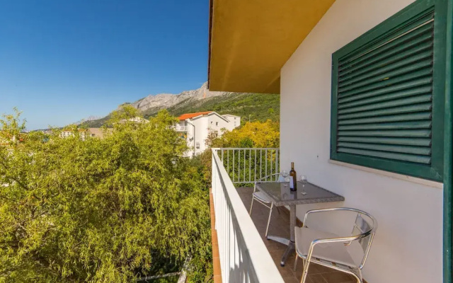 Stunning 3-bedroom Apartment in Gradac