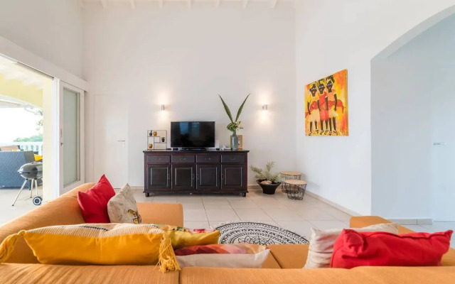 Perfect Villa at Famous Coral Estate - 5 min to the Beach