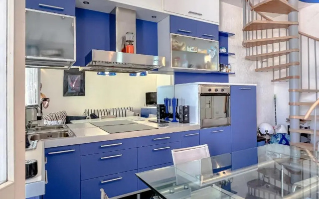 Appartamento in pineta con vista mare e piscina