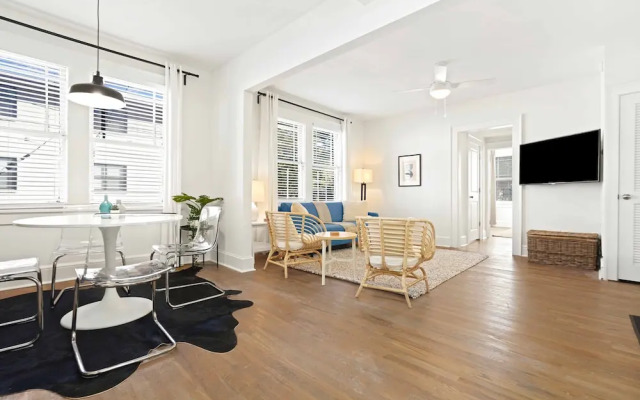 800 Furnished Apartments