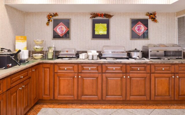 Quality Inn And Suites Walnut