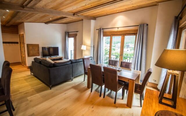 Le Savoy Luxury Private Apartment