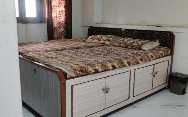 Shree Krishna gest house
