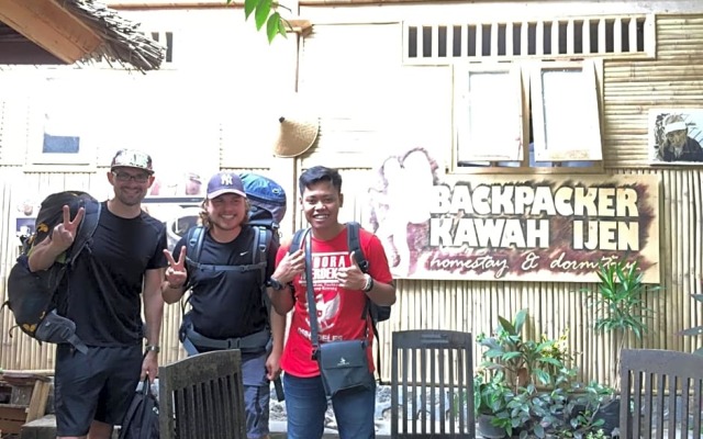 Backpacker Kawah Ijen Banyuwangi