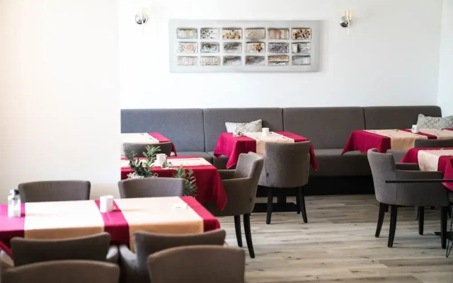 Pension & Restaurant La Amalia