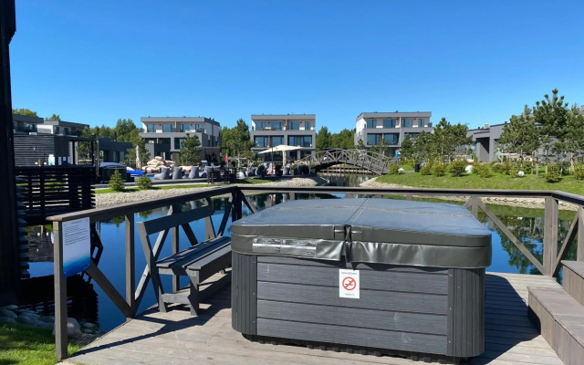 Apartamentai Mano Jūra 2 su vaizdu į baseiną