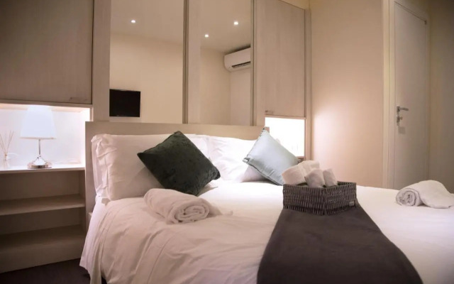 Dei Giubbonari Apartment