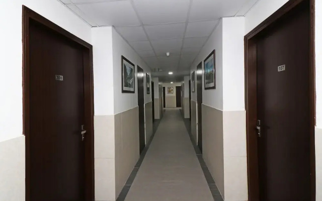 Capital O 18443 Hotel Nano