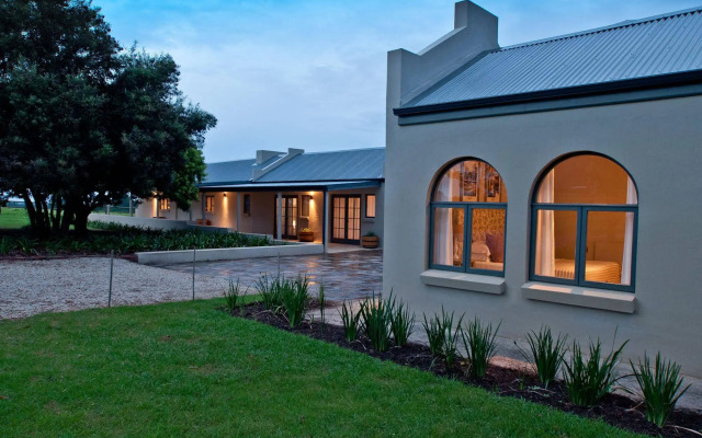 Country House at Kay & Monty