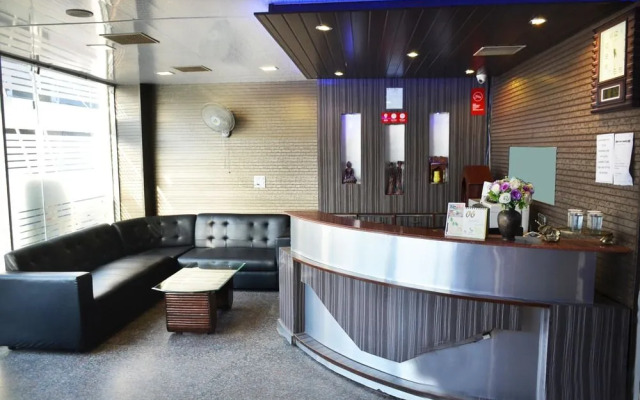 OYO 3147 Hotel Mittaso