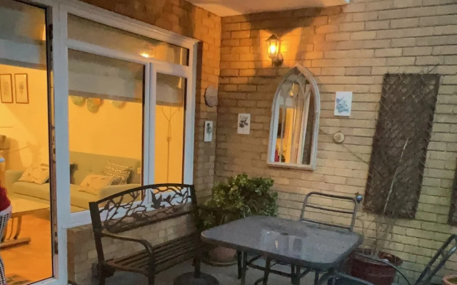 Beautiful 3 Bedroom Apartment in Bournemouth
