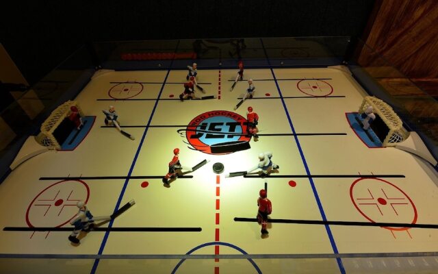 Joe's Apartment Hotel